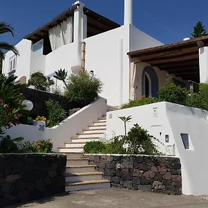 Vacanze Marina Longo Ferienhaus Santa Marina Salina